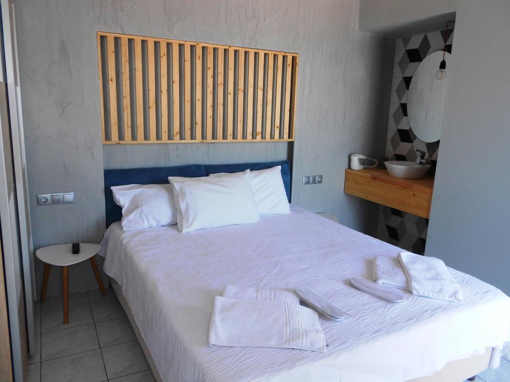 Aggelos Hotel Agios Andreas  Екстериор снимка