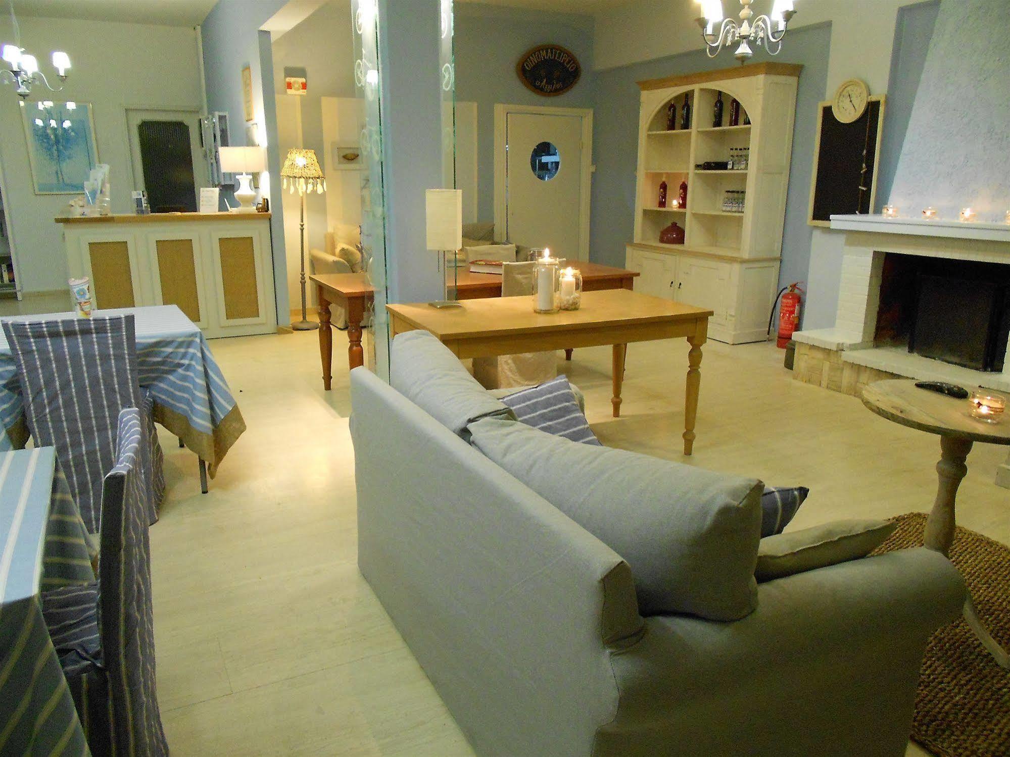 Aggelos Hotel Agios Andreas  Екстериор снимка